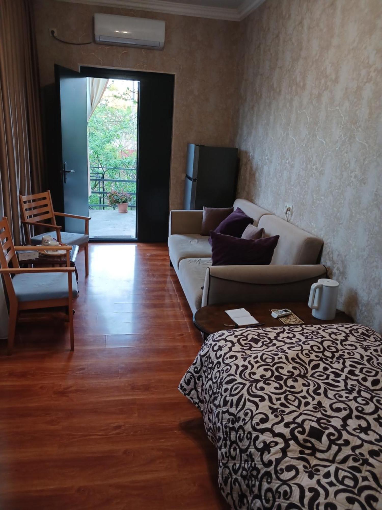 Guest House Nano Martvili Exterior foto